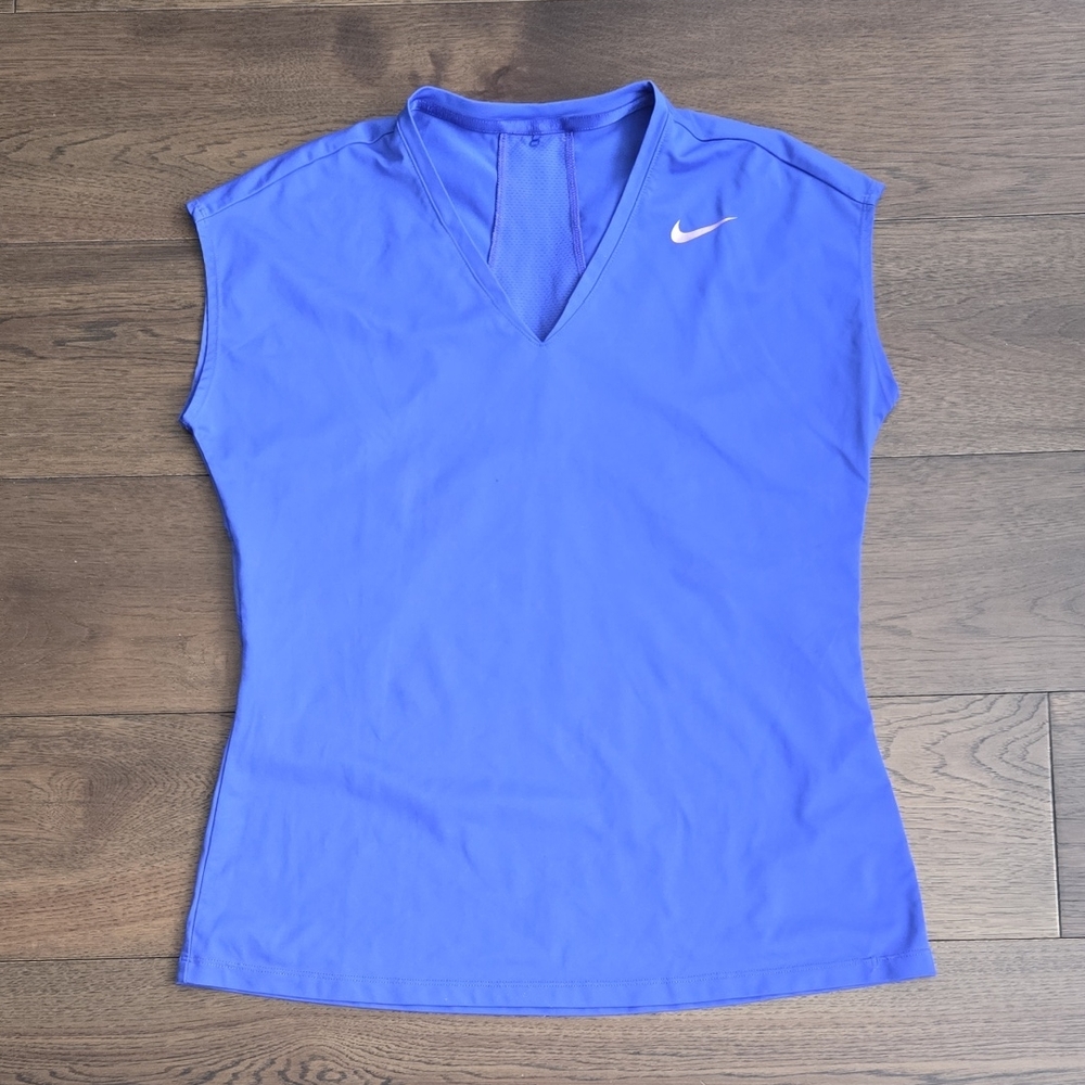 Nike T Shirt